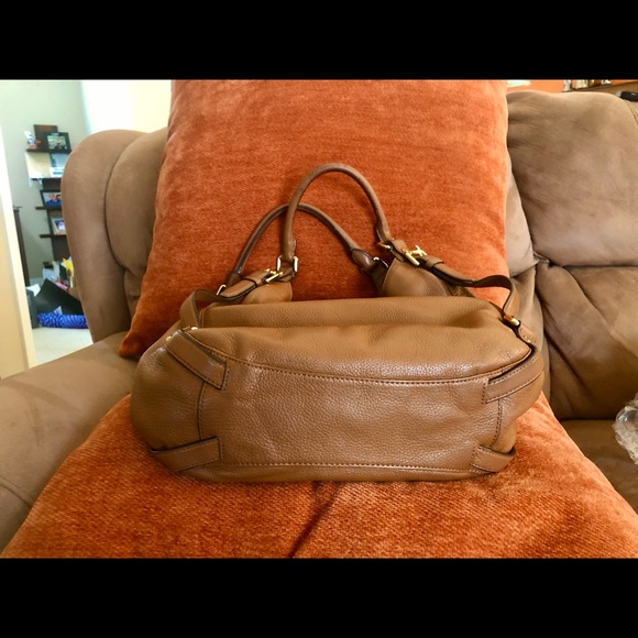 SOLD ❌Closet Clean up! MK handbag/shoulder bag 👜 - Picture 10 of 16
